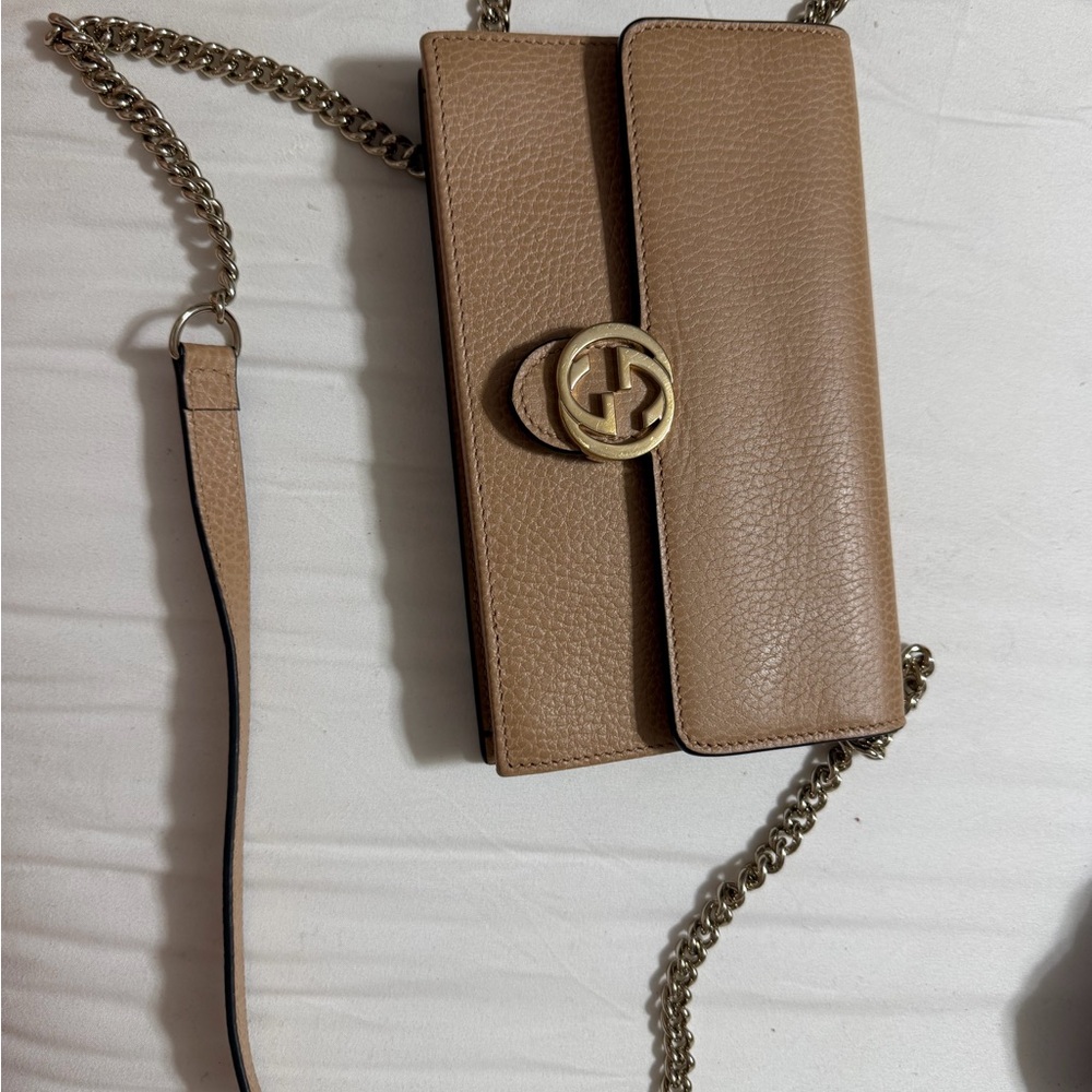 Gucci crossbody leather bag